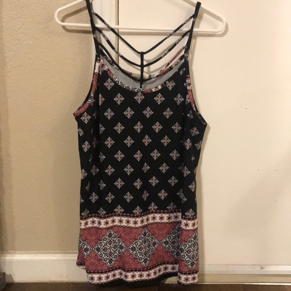 Cutout tank